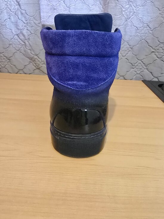 Balenciaga High Top Sneakers - Picture 3 of 8